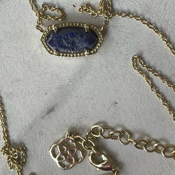 Kendra Scott necklace - Picture 3 of 4